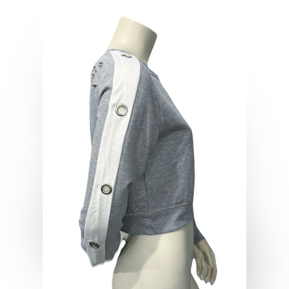 MIMI New York Distressed Cropped Sweatshirt Gray White Stripe Grommet Sleeve M - Picture 2 of 12